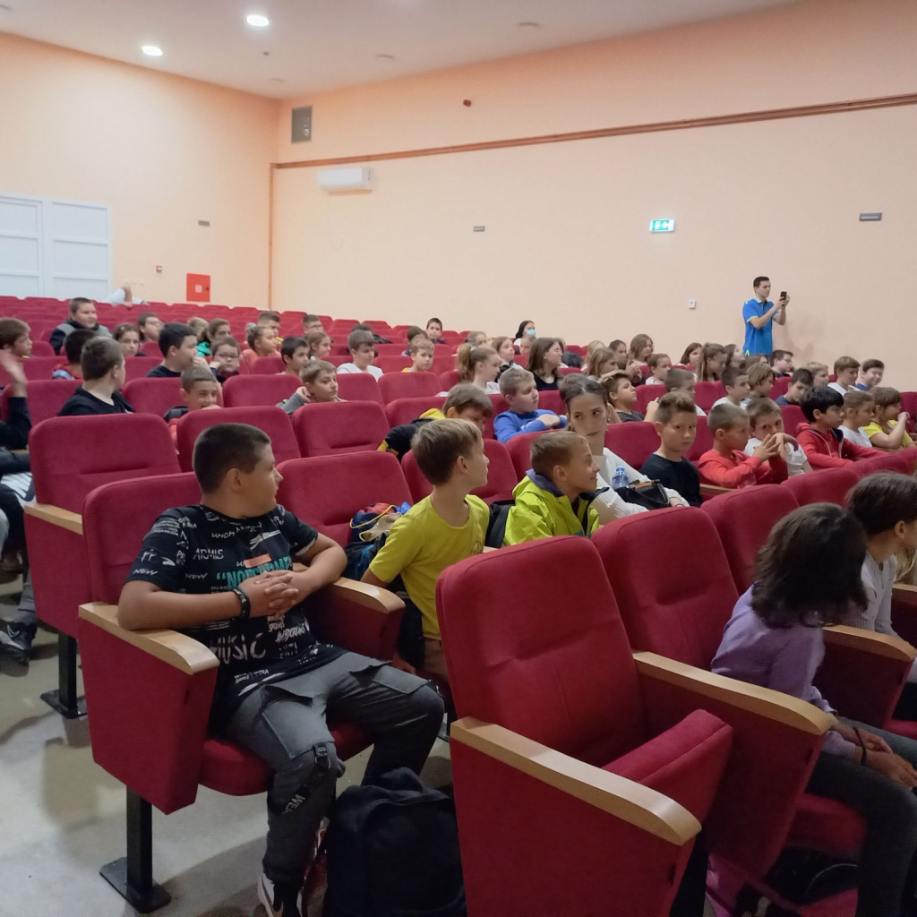 IMG-41a42419fddd5c4e14172c706ace47e9-V.jpg IMG-41a42419fddd5c4e14172c706ace47e9-V.jpg